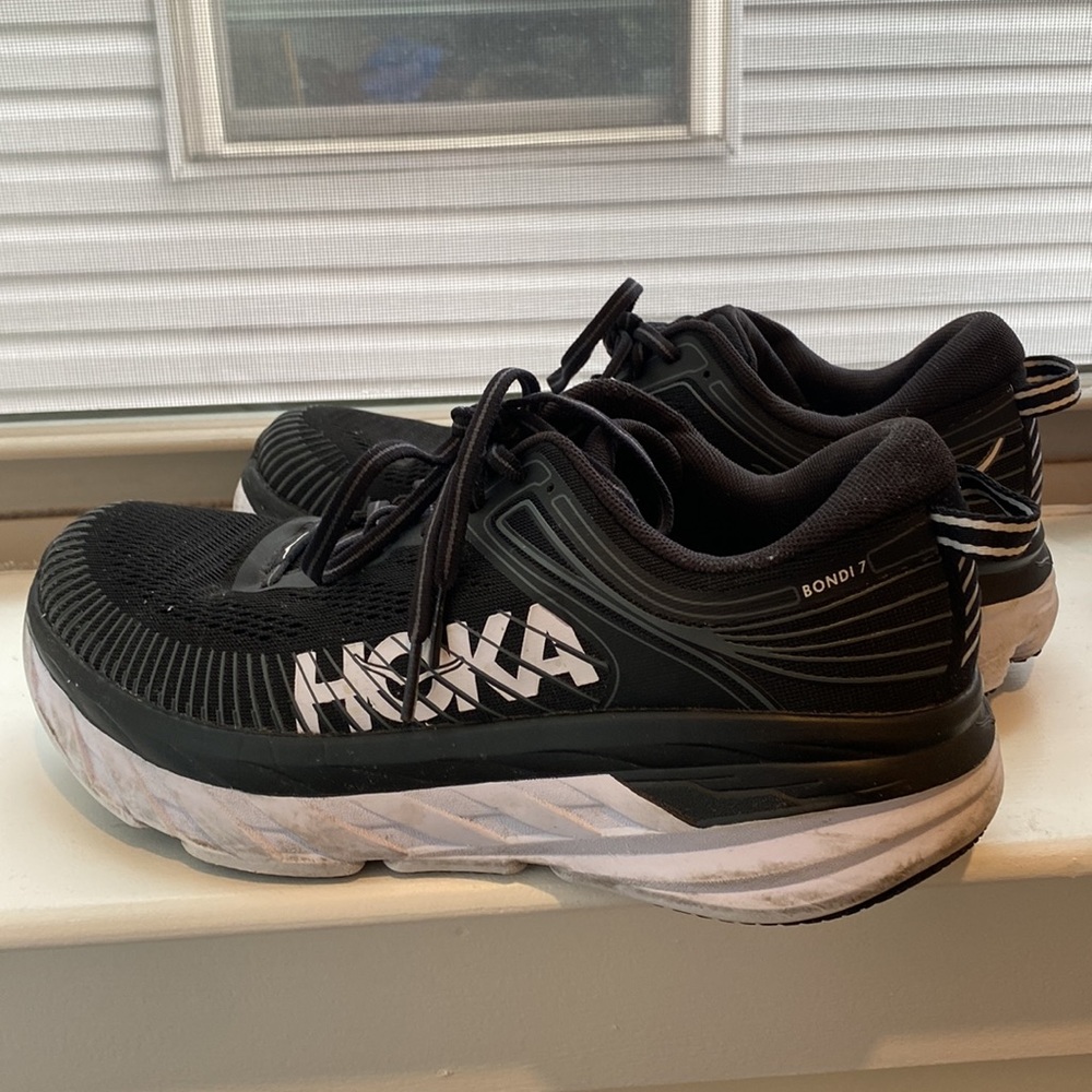 Hoka size 8.5 great condition - Picture 2 of 7